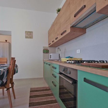 Apartments Ana 1707 Banjole Esterno foto
