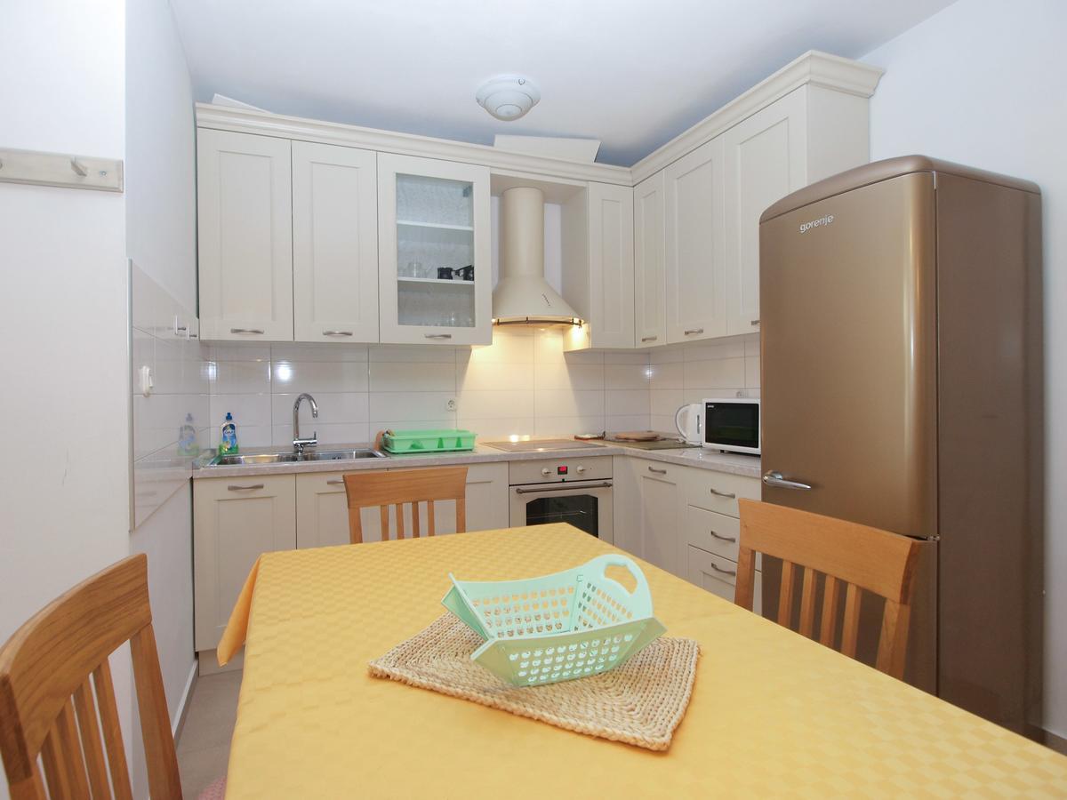 Apartments Ana 1707 Banjole Esterno foto