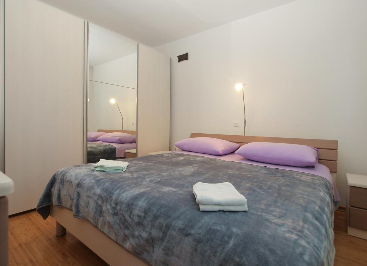 Apartments Ana 1707 Banjole Esterno foto