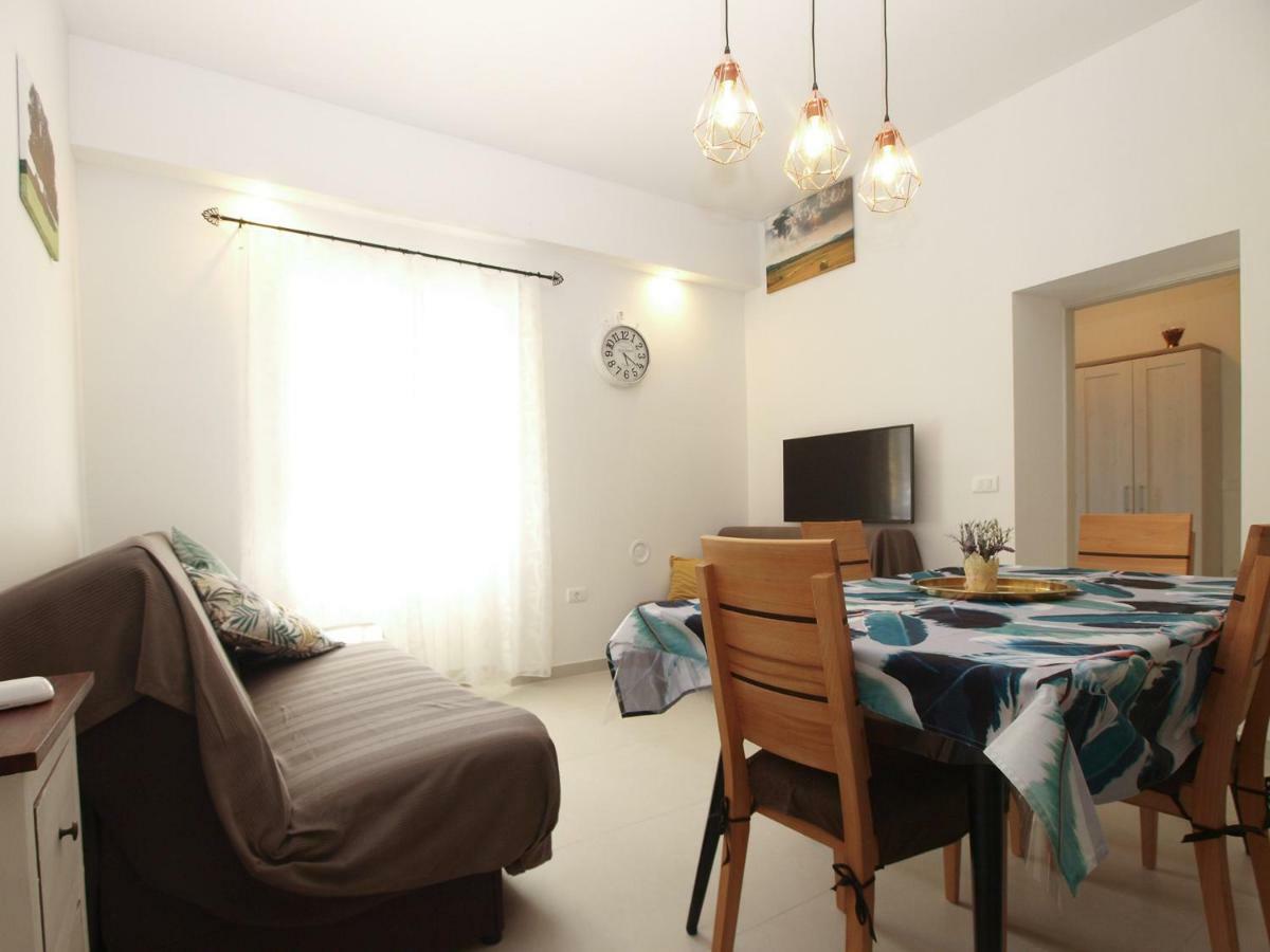 Apartments Ana 1707 Banjole Esterno foto